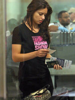 Nude celebrity Adriana Lima free pic #13