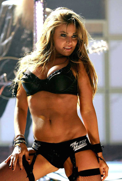 Celebrity Carmen Electra picture