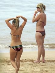 Nancy Odell paparazzi shots in bikini on the beach. 