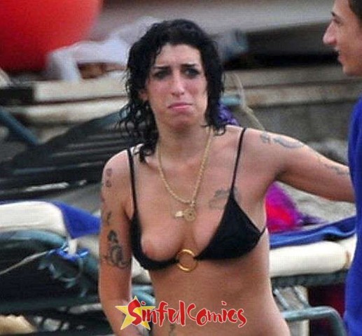 Naked amy winehouse Amy Winehouse
