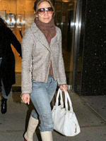 Scandalous photos of pop star Jennifer