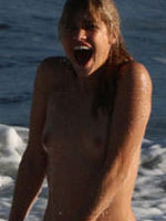 Scandalous nude photos of Julie Ordon
