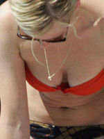 Nude celebrity Kirsten Dunst free pic #14