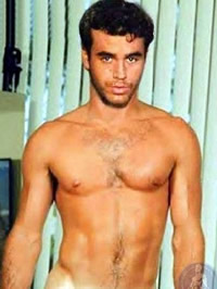 Naked Enrique Iglesias. Naked pictures