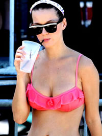 Katy Perry paparazzi bikini beach shots