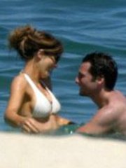 Caught in sunbathing sexy bikini beckinsale kate leaked Celebs