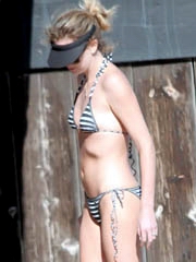 Beauty celebrity Charlize Theron naked..