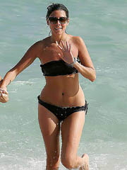 Jamie Lynn Sigler hot body in a bikini