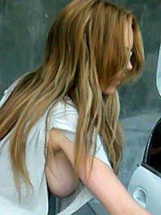 Celebrity Lindsay Lohan naked pics, oops!