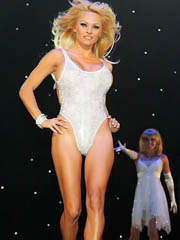 Beauty celebrity Pamela Anderson sex