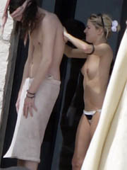 Beauty celebrity Sienna Miller naked..