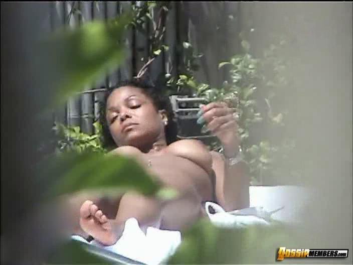 Photos Of Janet Jackson Sunbathing Naked Photo