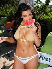 Kim Kardashian's Sexy Lingerie And Bikini